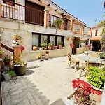 Aparthotel Lar De Susa