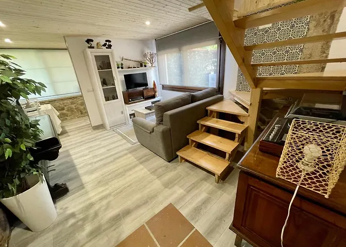 Lar De Susa * Понтеведра