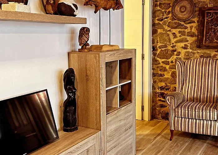 アパートホテル Lar De Susa ポンテベドラ